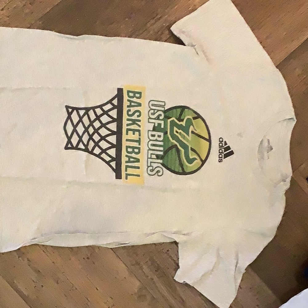 USF Bulls gray Adidas basketball t shirt